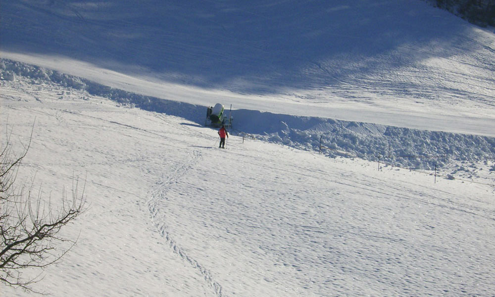 Vom Haus zur Skipiste im Winter